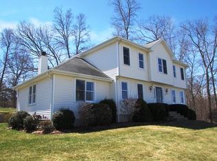 7 Tip Cart Rd, Sutton, MA 01590