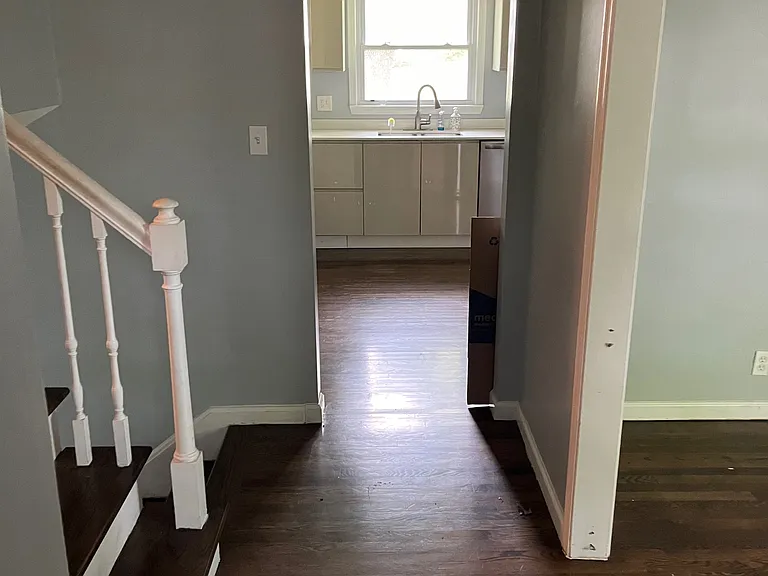 Foyer, view into the kitchen