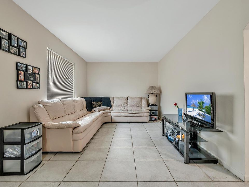 1st image of 1315 NW 8th Ct #3