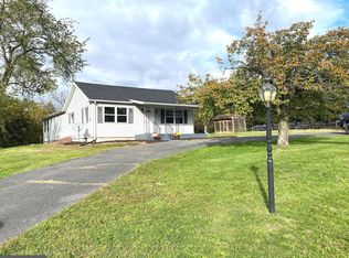 149 Snyders Ln, Martinsburg, WV 25405
