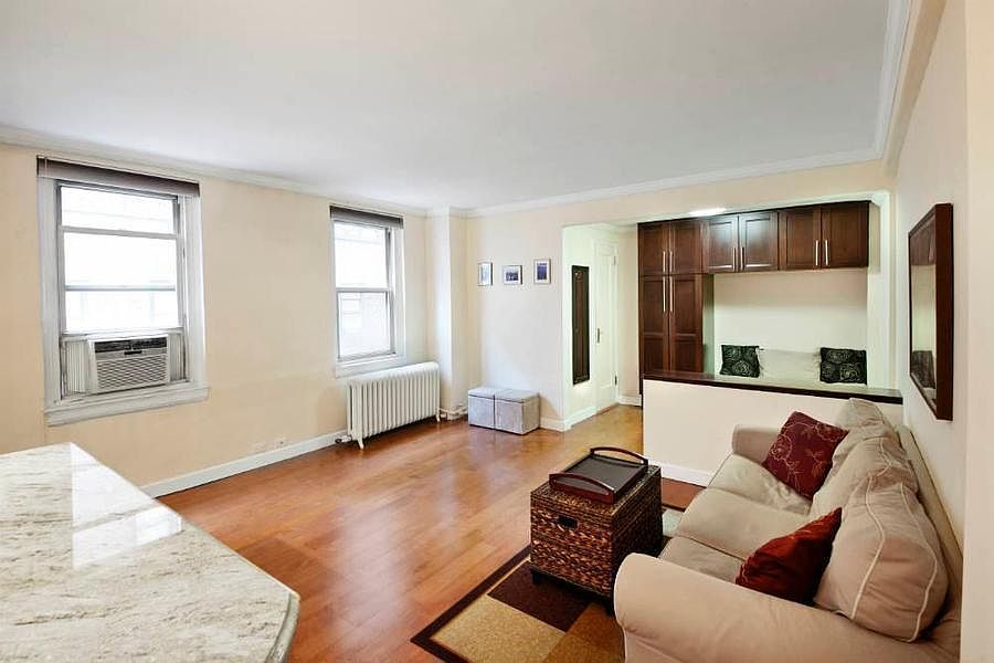 1st image of 155 E 49th St #10-F