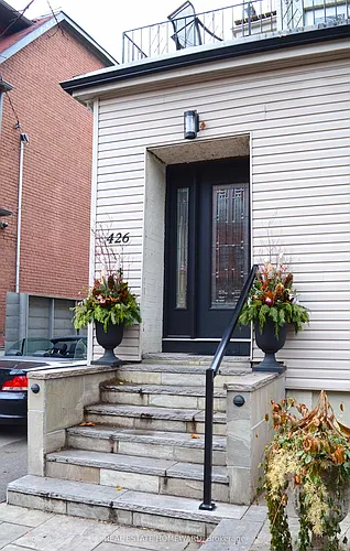 426 Markham St #A1 Photo 1