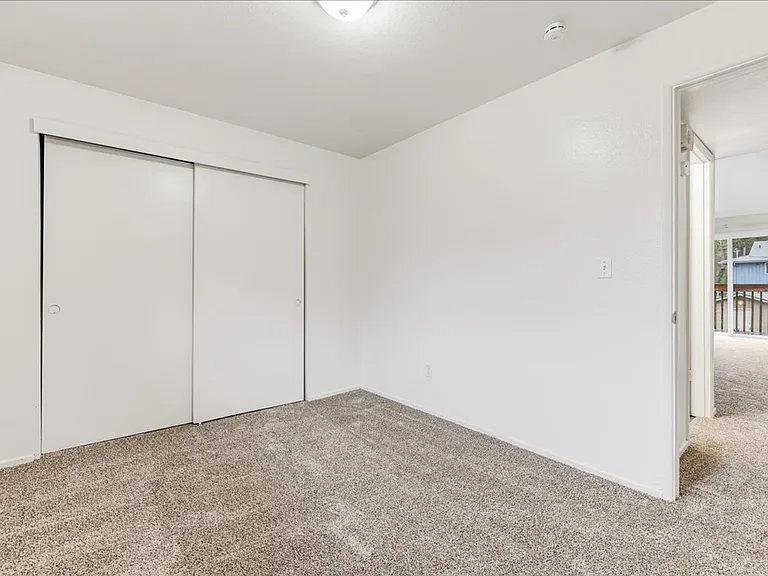 Cannon Court Apartments — Photo 25