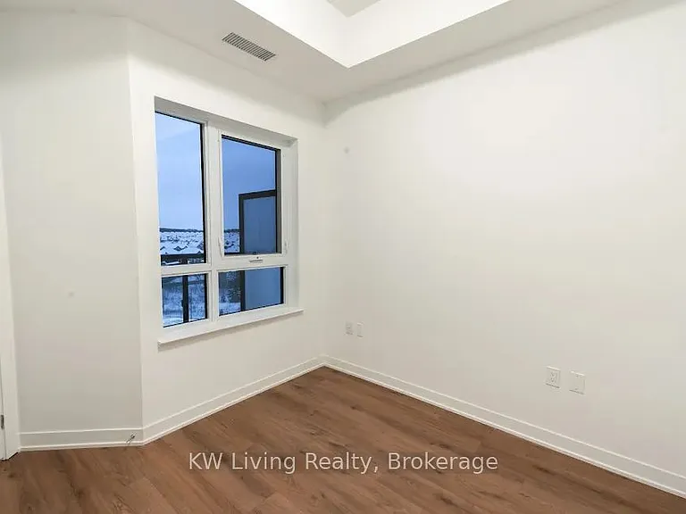 395 Dundas St N #701 — Photo 10