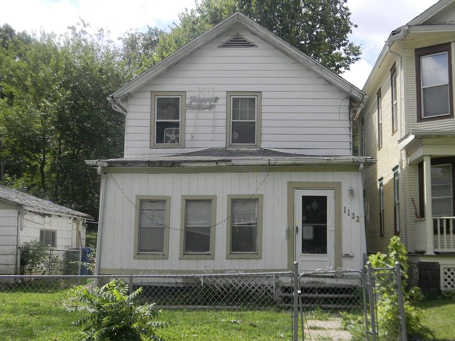 2nd image of 1133 E 14th St