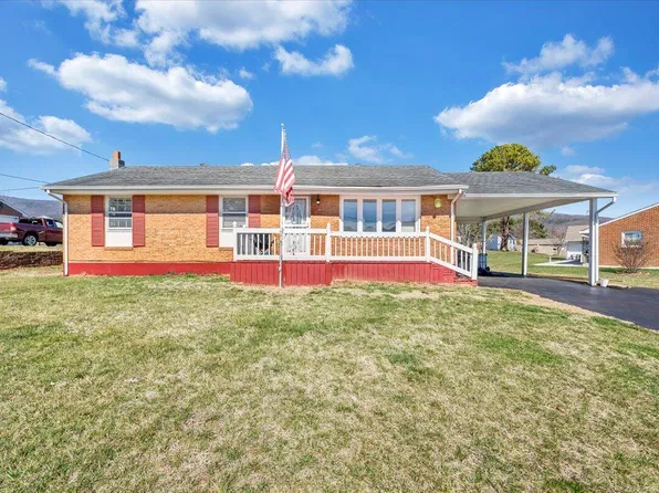 2606 Macon St, Salem, VA 24153