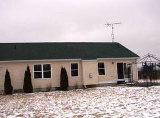 6476 Fish Lake Rd, North Branch, MI 48461