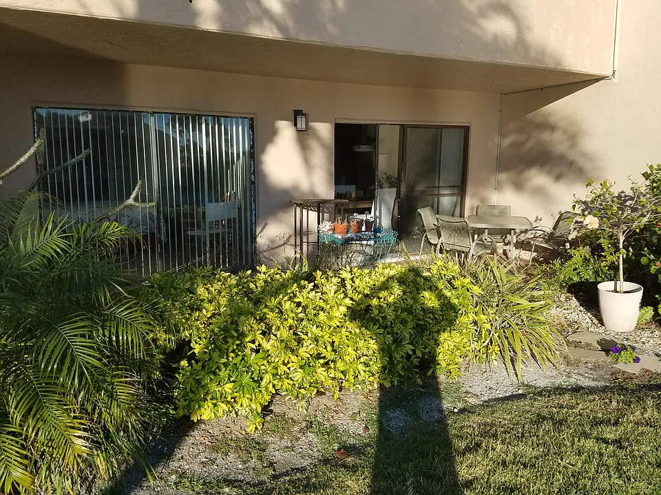 12000 Capri Cir S #2