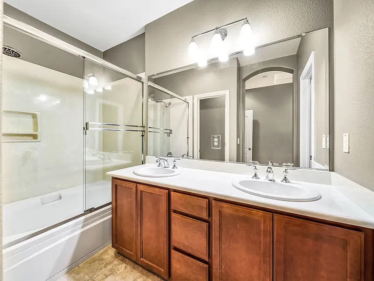 48954 Woodgrove Cmn — Photo 17