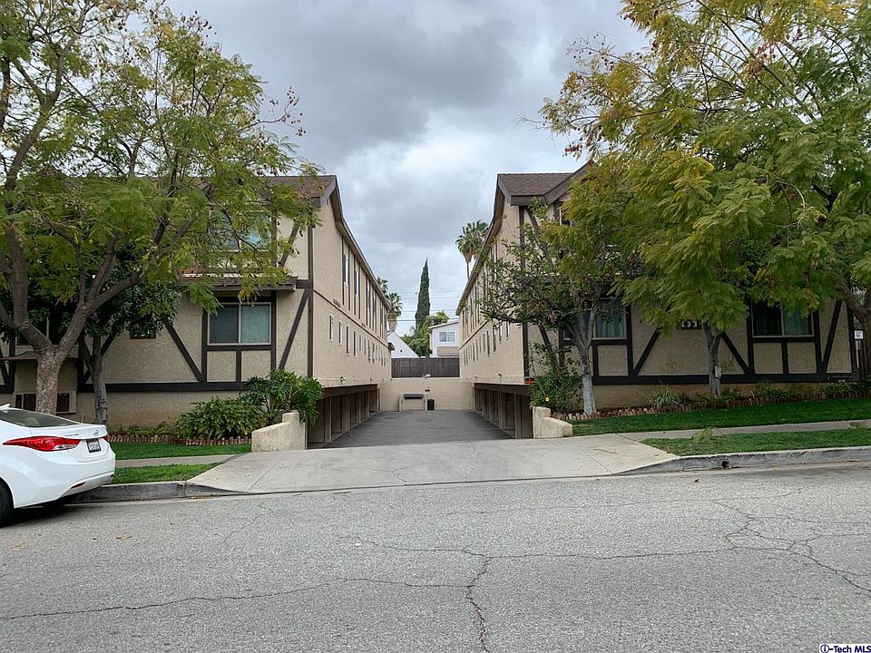 1st image of 133 Carr Dr