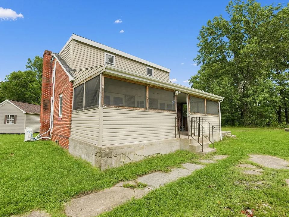 6370 Raymond Augustus Pl