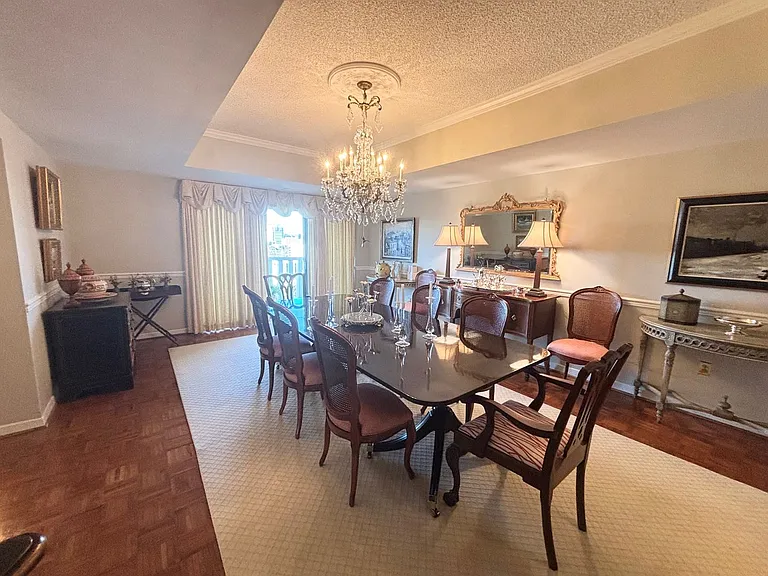 1829 Senate St #9C — Photo 14