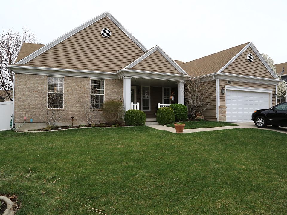 1st image of 453 E Thornberry Dr
