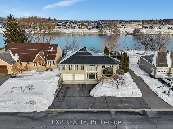 806 Laval St, Casselman, ON K0A 1M0