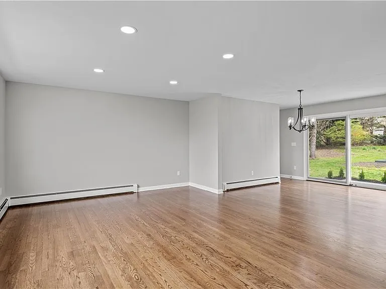 51 Arrowhead Ln — Photo 7