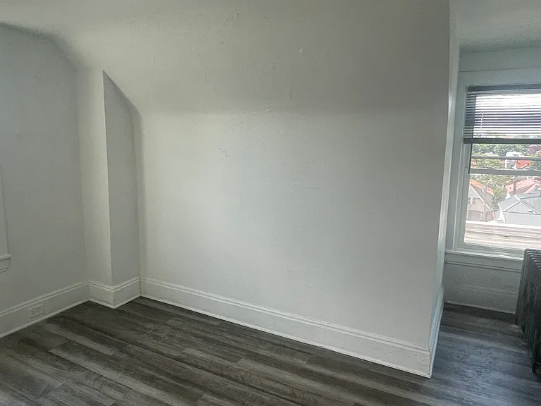 119 Margaret St — Photo 10