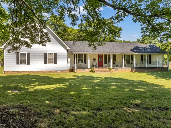 6074 Almaville Rd, Smyrna, TN 37167
