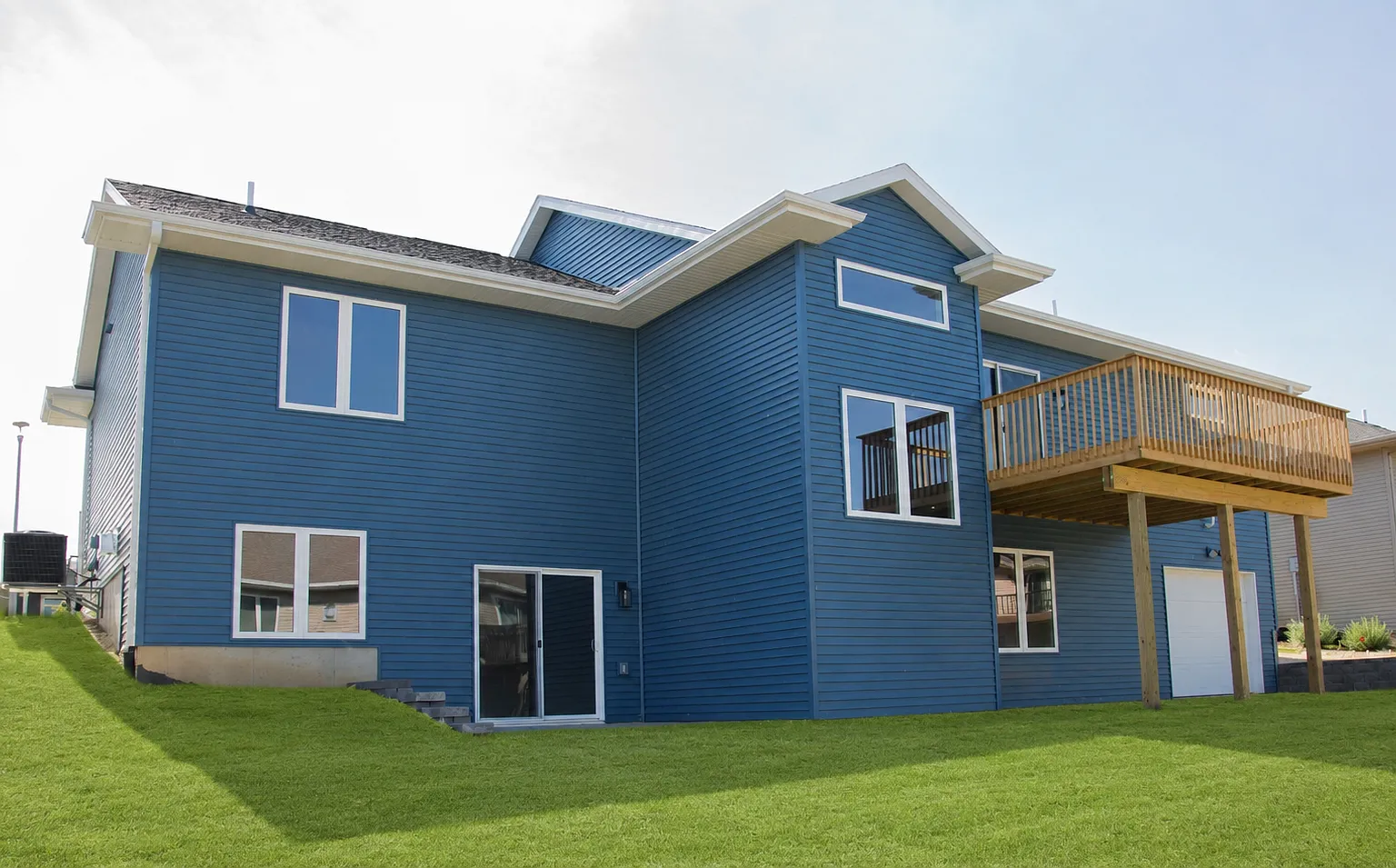 4 bed, 2900 sqft, $4,500 — Photo 4