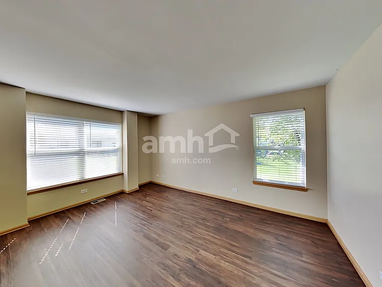 1808 Brockway Pond Ct — Photo 9