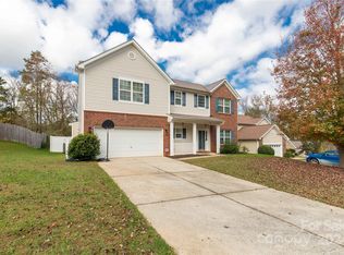 718 Rocky Grove Gln, York, SC 29745