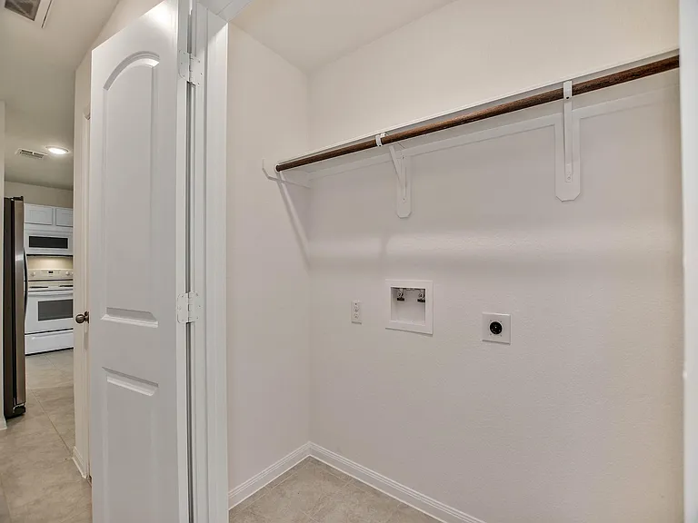 24617 Pools Creek Way — Photo 13