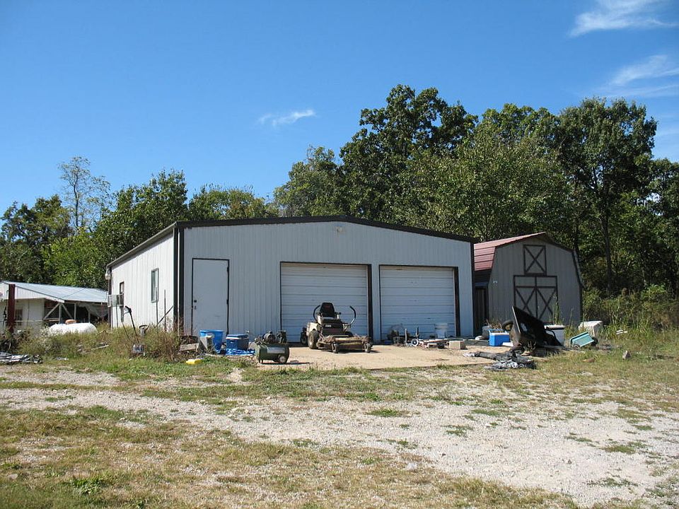 2nd image of 1532 Lawrence 1135
