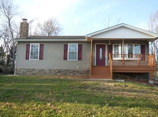 10 Maple Ln, Monroe, NY 10950