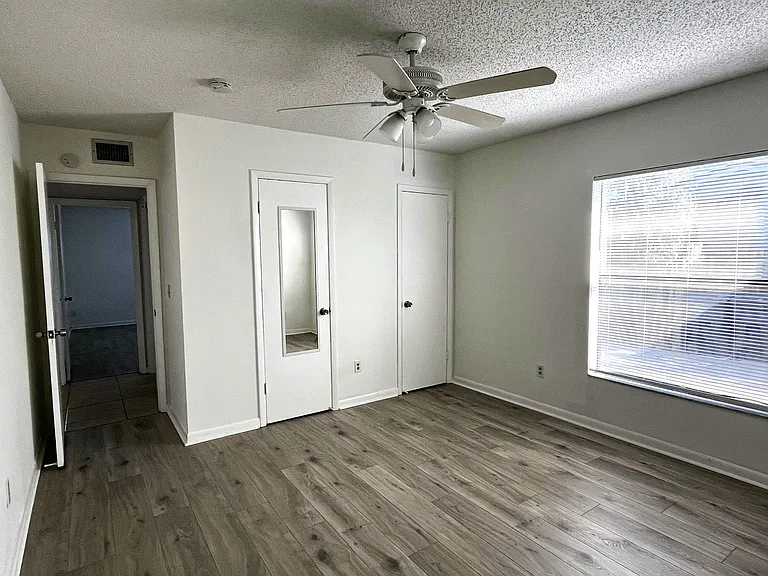 811 Hope Ave #1 — Photo 8