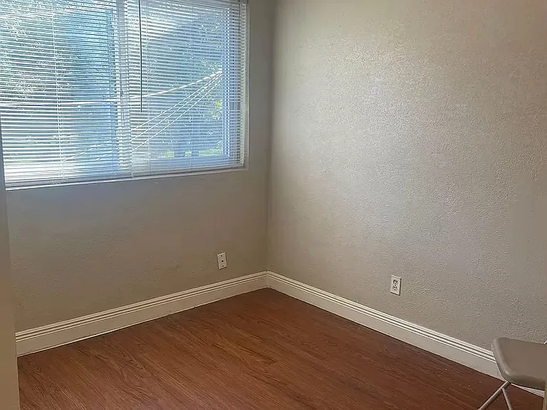 745 Easy Ave #2 — Photo 3