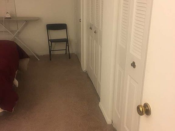 2nd image of 1600 Foxhunt Ln APT J