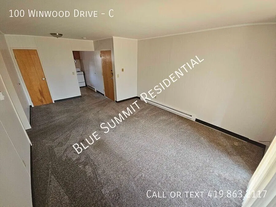 Comfortable 2 Bed, 1 Bath in 55+ Community — Photo 4