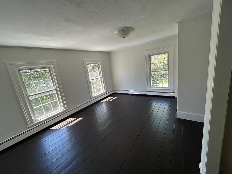 7 Hillcrest St #2 — Photo 10