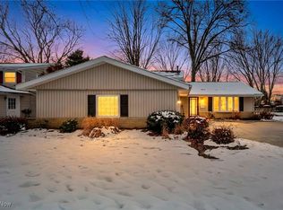 7190 Wil Lou Ln, North Ridgeville, OH 44039