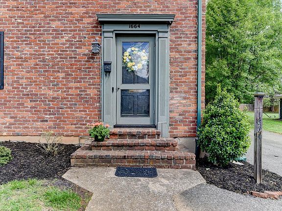 2nd image of 1664 Spottswood Pl