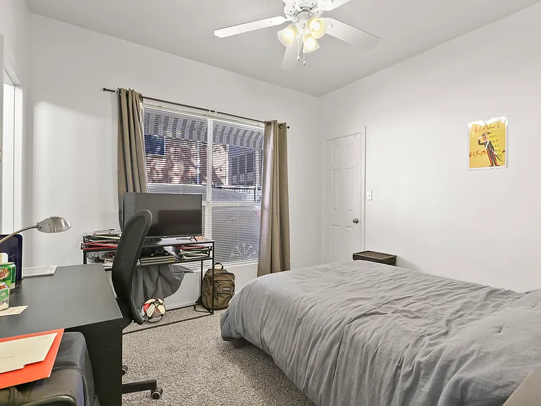3329 Rosedale Ave #11 — Photo 22