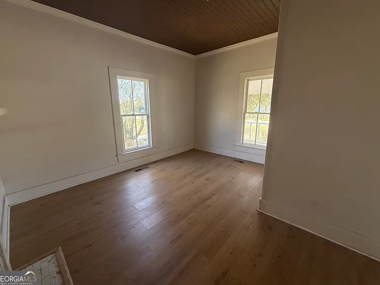 604 Shy St — Photo 23