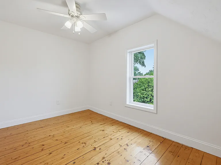 17 Church Ct — Photo 19