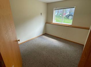 304 Washington St #9, Northfield, MN 55057