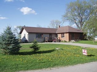 W4370 Town Hall Rd, Peshtigo, WI 54157