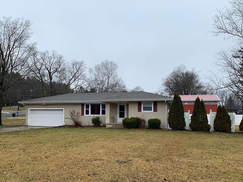 1st image of 2240 Cloverdale Dr