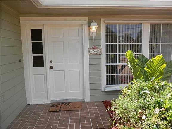 3rd image of 2563 SE Saint Lucie Blvd