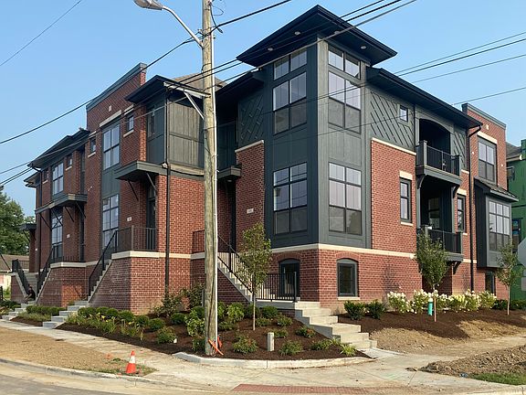 2nd image of Westfield Boulevard & Park St #Wii0rt