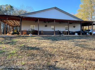 91 Monroe Dr, Delta, AL 36258