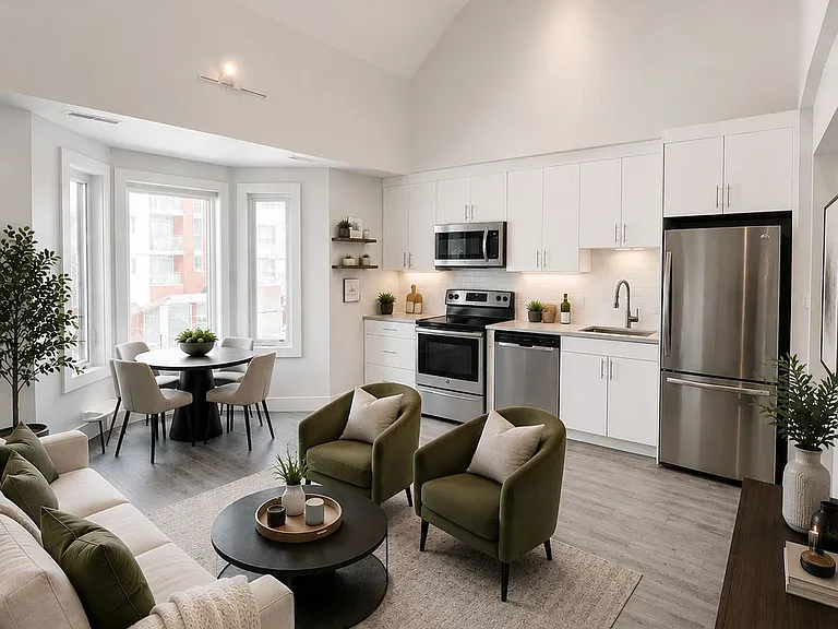 50 Pape Ave W #3 — Photo 1