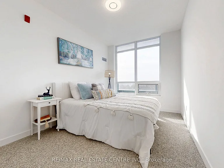 1010 Dundas St E #Penthouse 12 — Photo 26