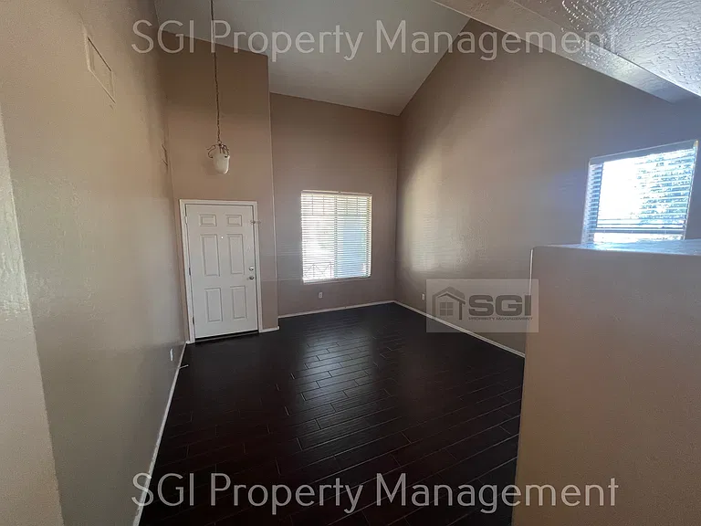 15101 N 173rd Dr — Photo 12