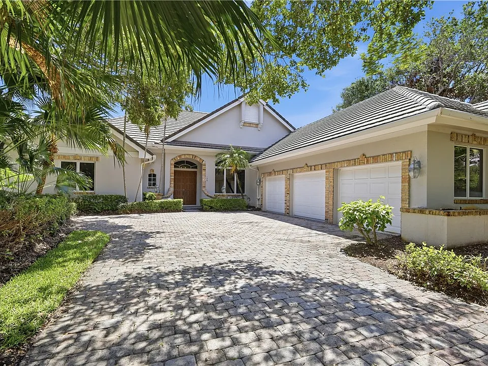 140 N White Jewel Ct