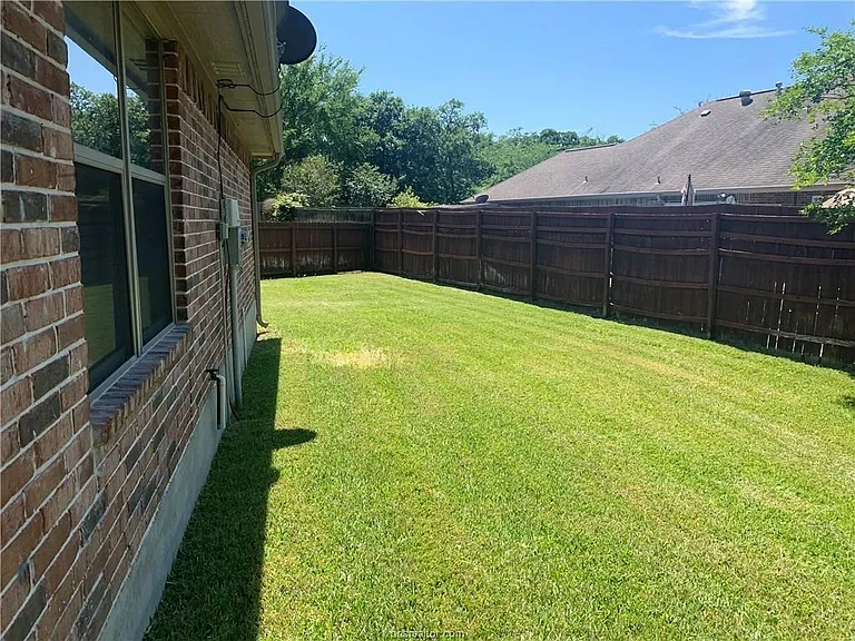303 Candle Stone Ct — Photo 22