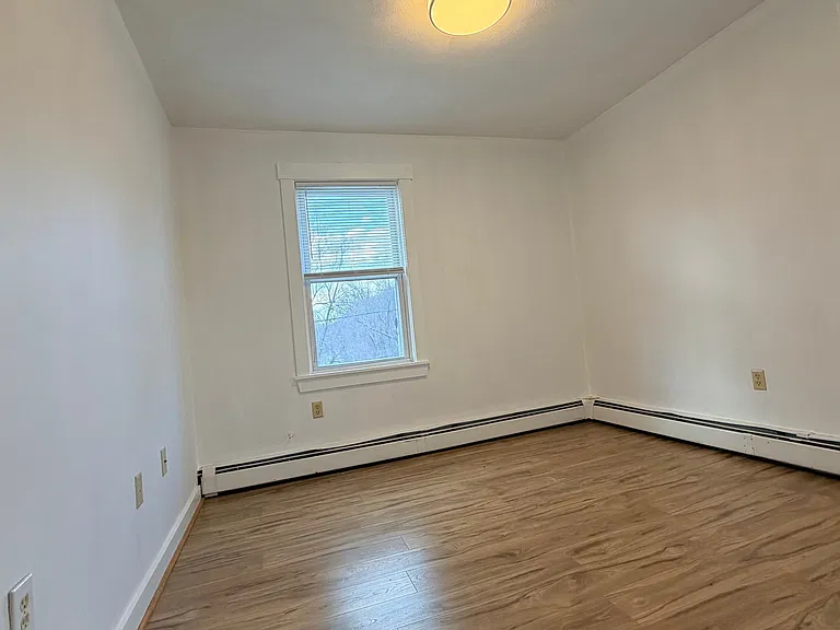 2 Florida Ct #6 — Photo 6