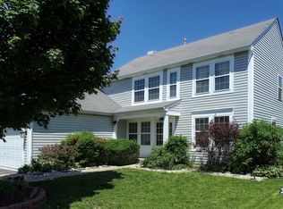 191 Stillwater Dr, Hainesville, IL 60030